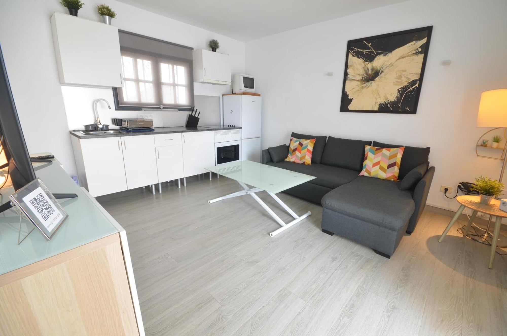 Sunny Corner Apartment ปูแอร์โตเดลคาร์เมน ภายนอก รูปภาพ