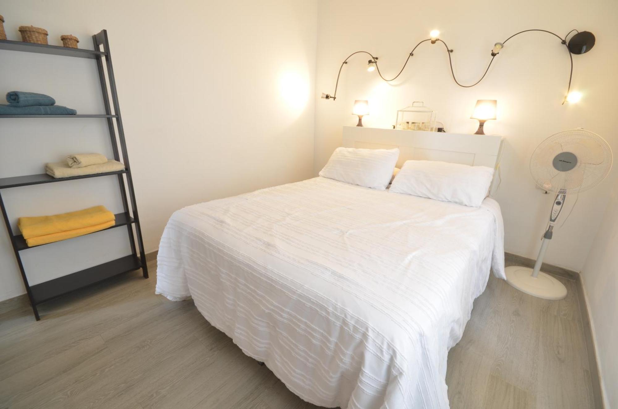 Sunny Corner Apartment ปูแอร์โตเดลคาร์เมน ภายนอก รูปภาพ